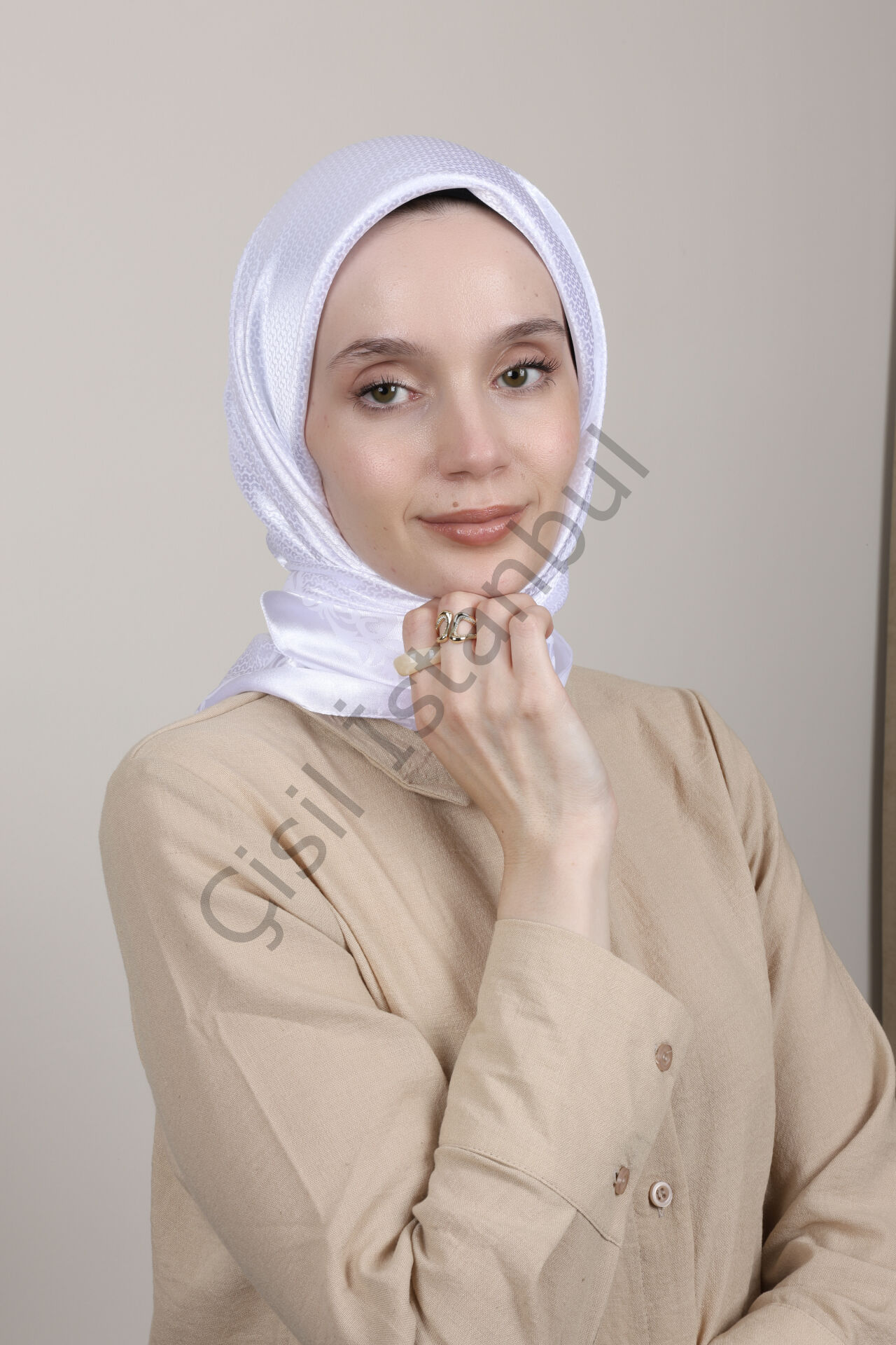 Desenli Jakarlı Eşarp G-73.1 Kırık Beyaz
