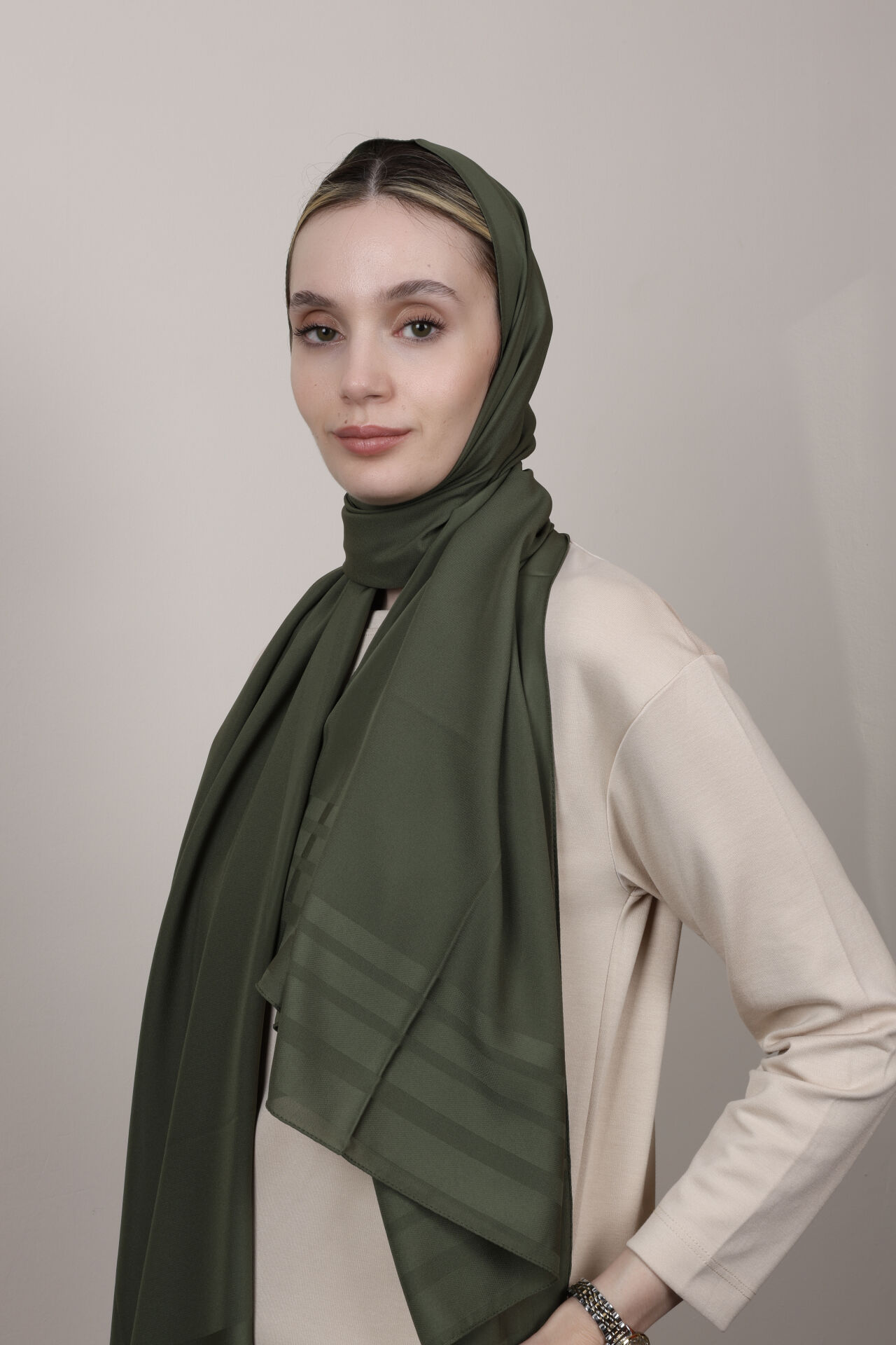 Bordürlü Şifon Şal N-49.1 Koyu Haki