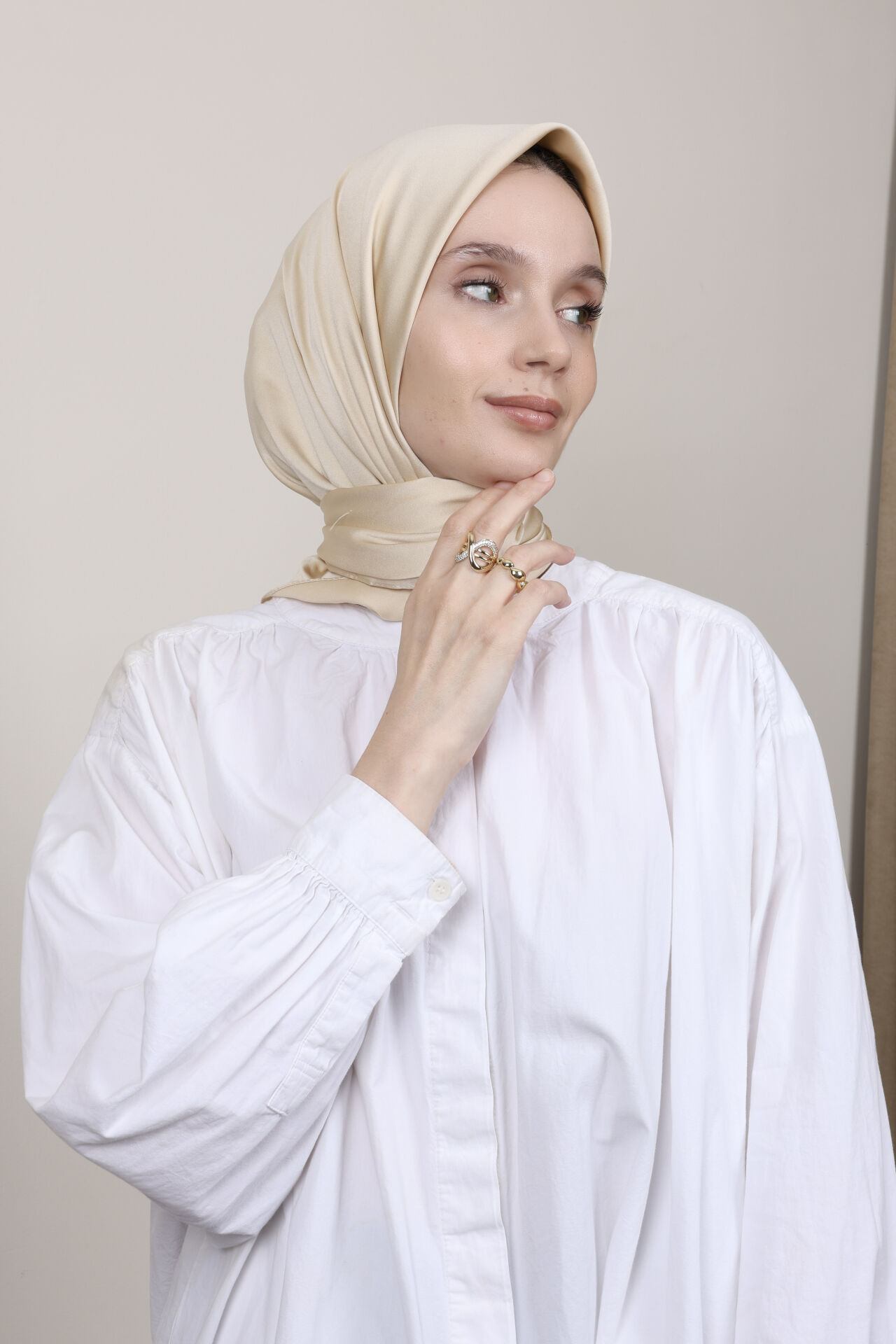 Düz Renkli Rayon Eşarp S-02 Kırık Ekru