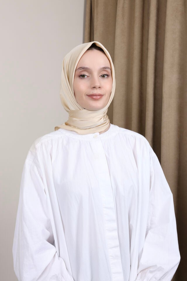 Düz Renkli Rayon Eşarp S-02 Kırık Ekru